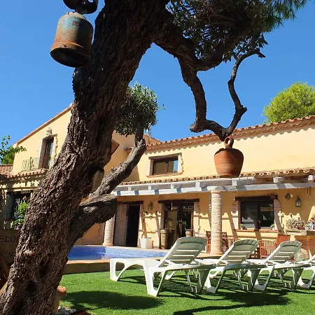 Tranquila A Charming 4bedroom With Air-conditioning & Private Swimming Pool *