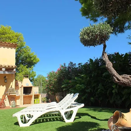 Tranquila A Charming 4bedroom With Air-conditioning & Private Swimming Pool *