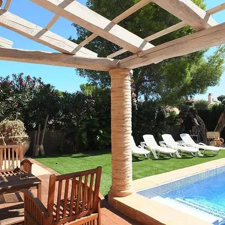 Tranquila A Charming 4bedroom With Air-conditioning & Private Swimming Pool Villa
