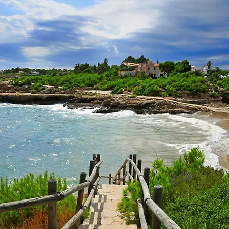 Tranquila A Charming 4bedroom With Air-conditioning & Private Swimming Pool
