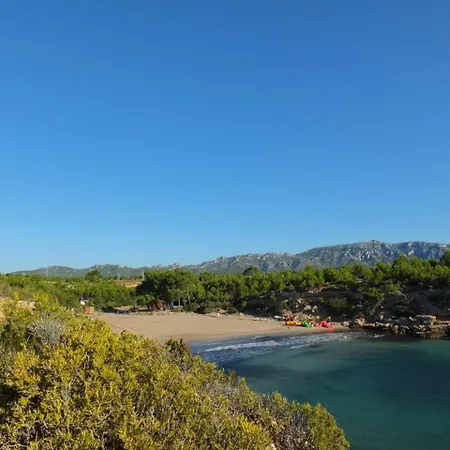 Tranquila A Charming 4bedroom With Air-conditioning & Private Swimming Pool Villa